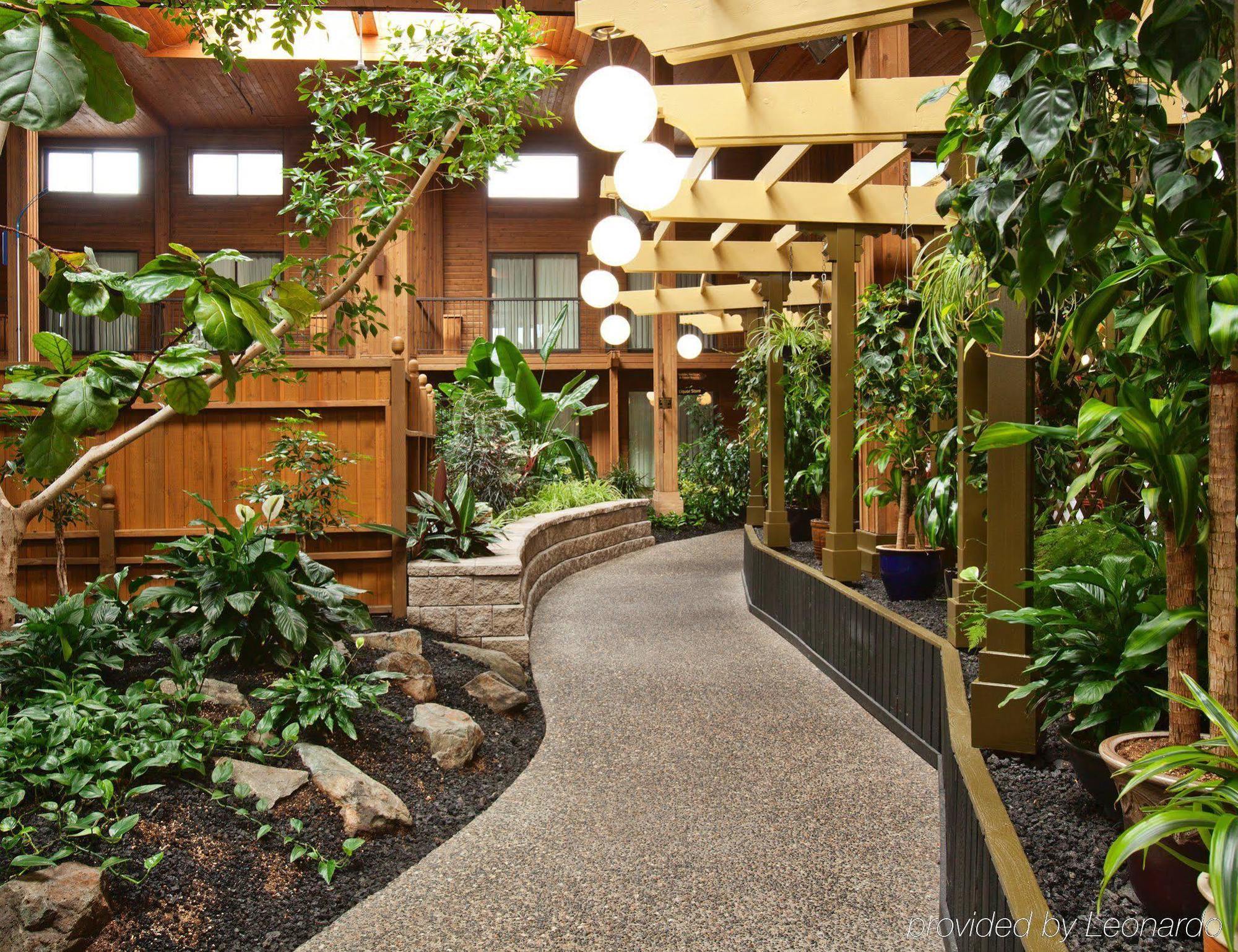 Surestay Hotel By Best Western Chilliwack Exterior photo