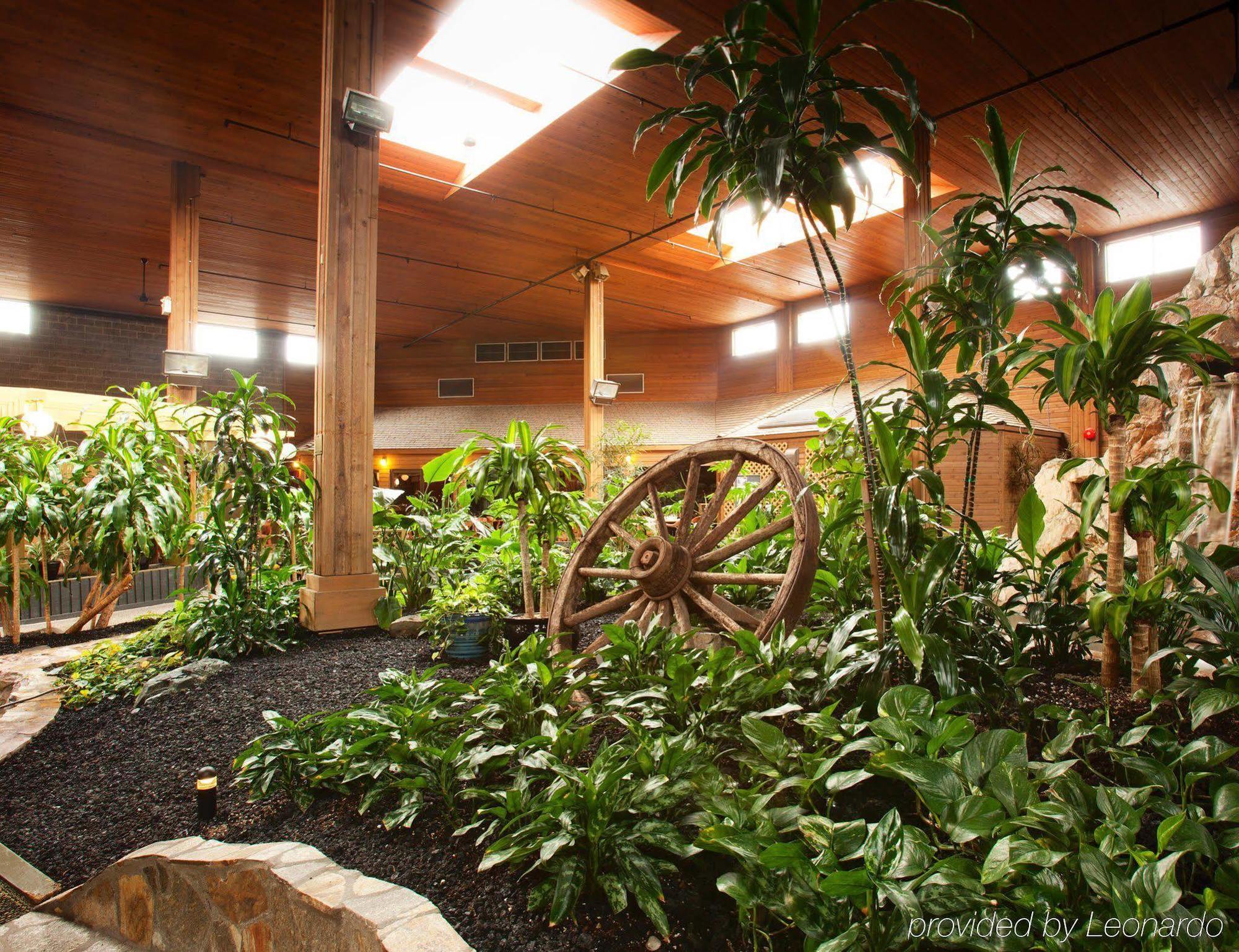 Surestay Hotel By Best Western Chilliwack Exterior photo
