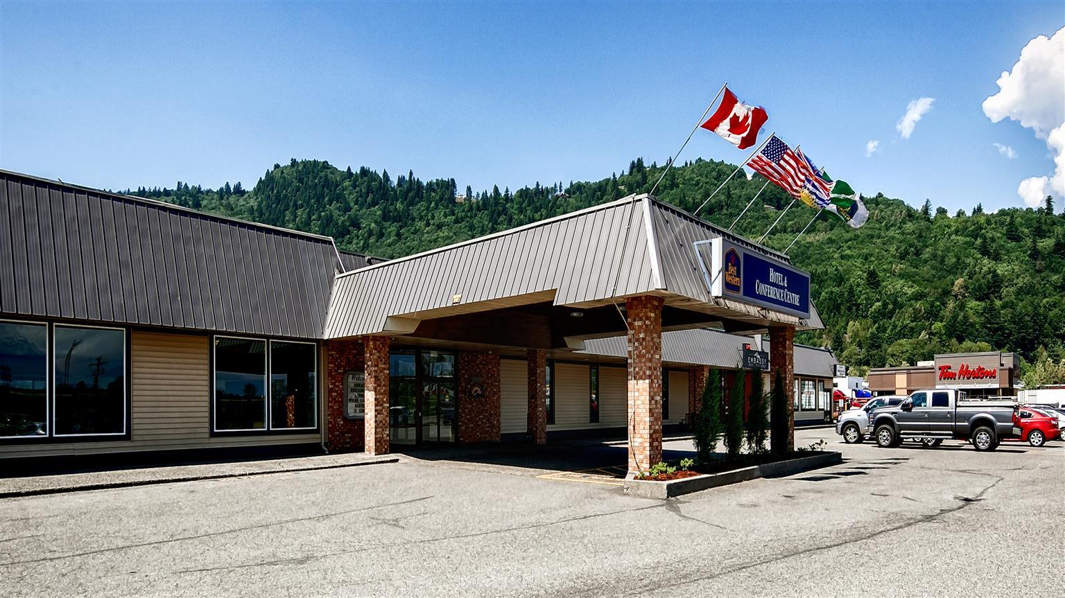 Surestay Hotel By Best Western Chilliwack Exterior photo