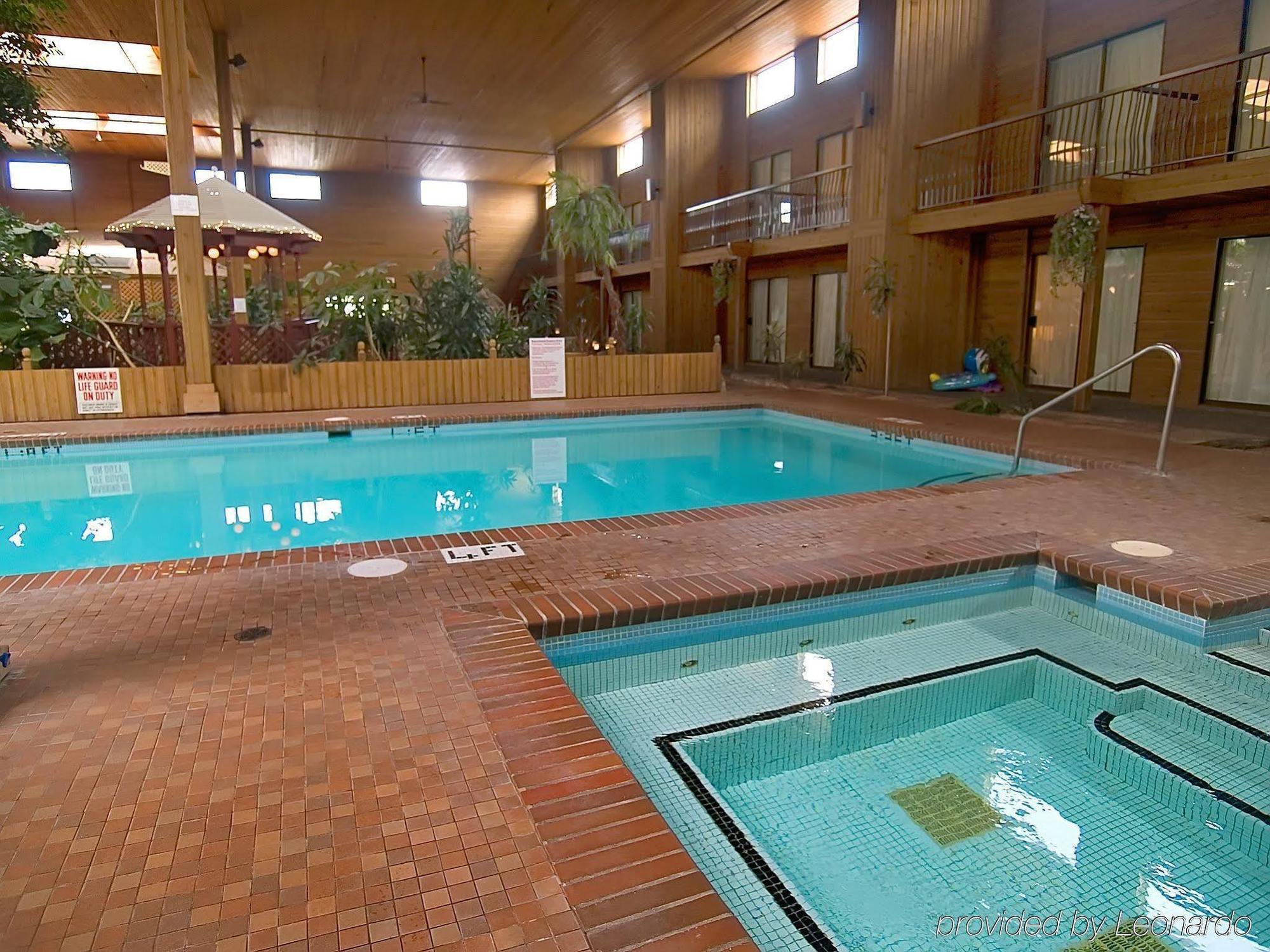 Surestay Hotel By Best Western Chilliwack Exterior photo
