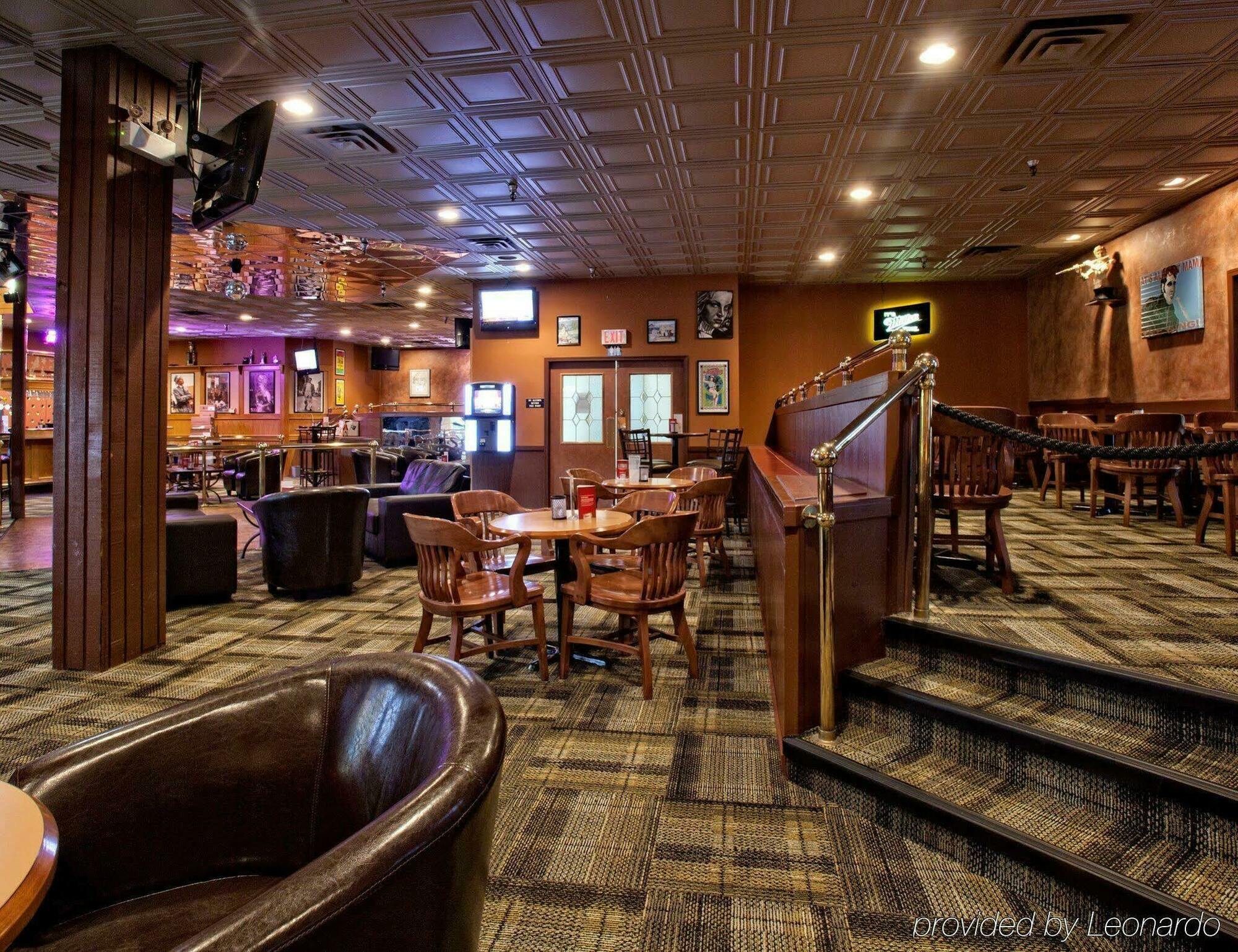 Surestay Hotel By Best Western Chilliwack Restaurant photo